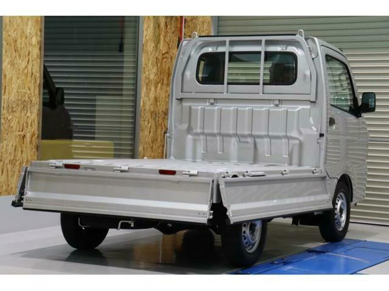 MINICAB TRUCK