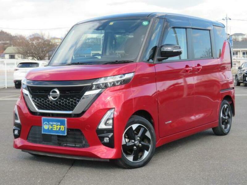 NISSAN ROOX