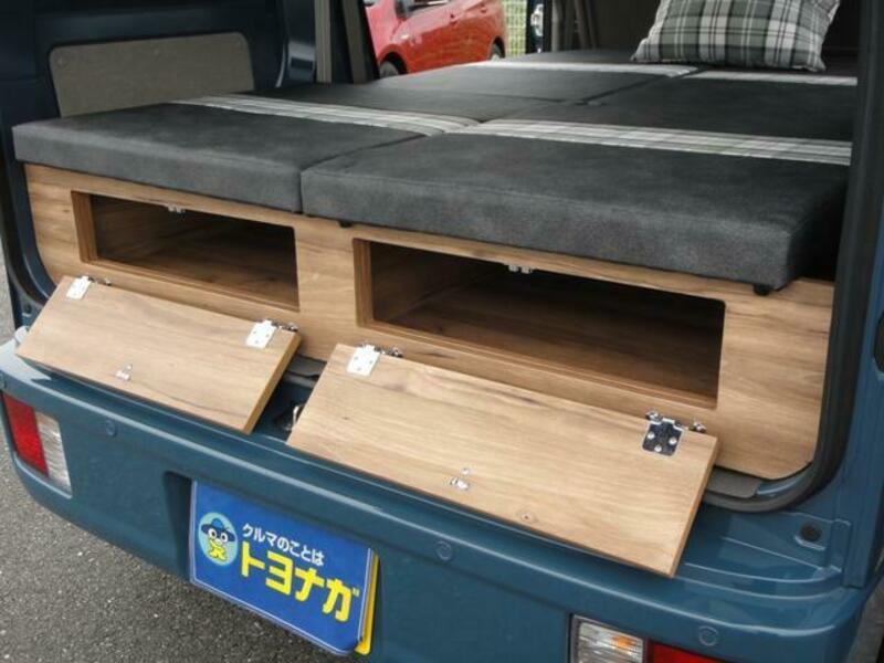 CLIPPER VAN