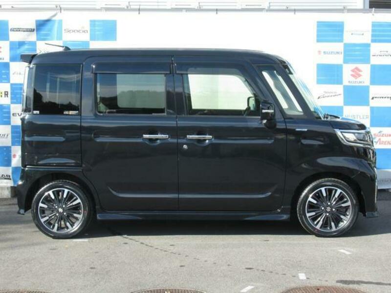 SPACIA CUSTOM