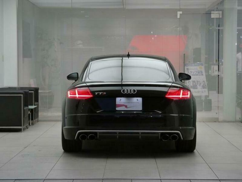 TTS COUPE