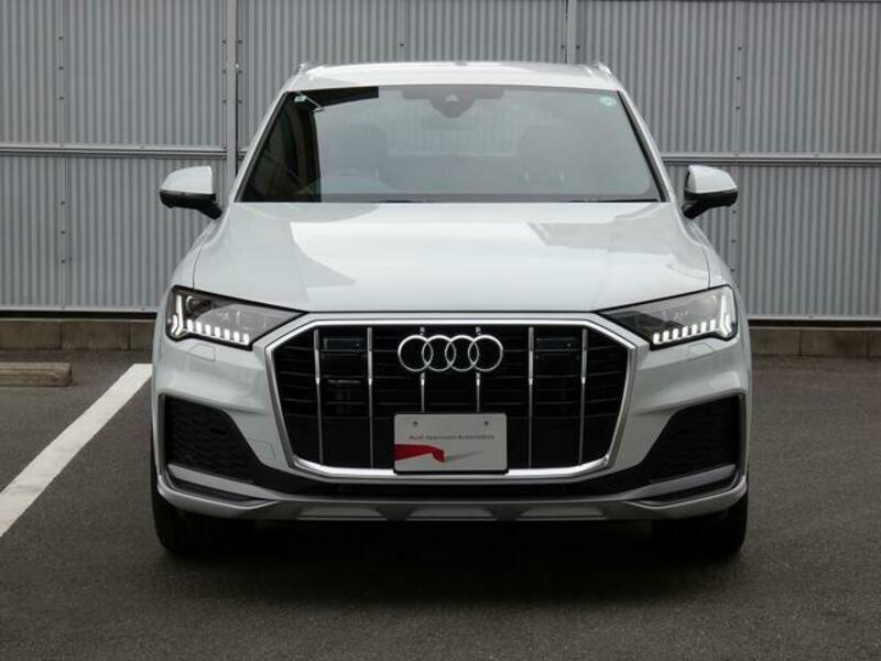 Q7