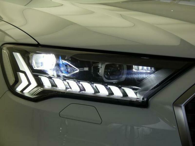 Q7
