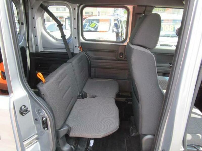 N-VAN
