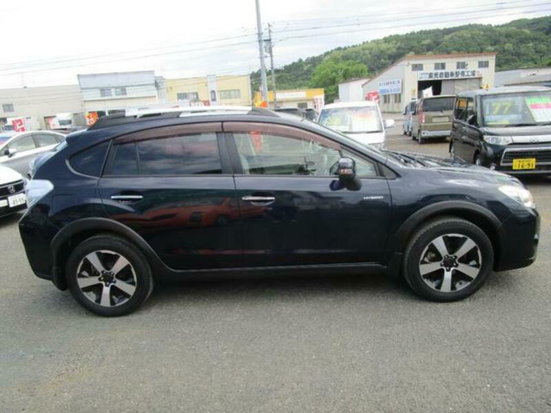 XV HYBRID