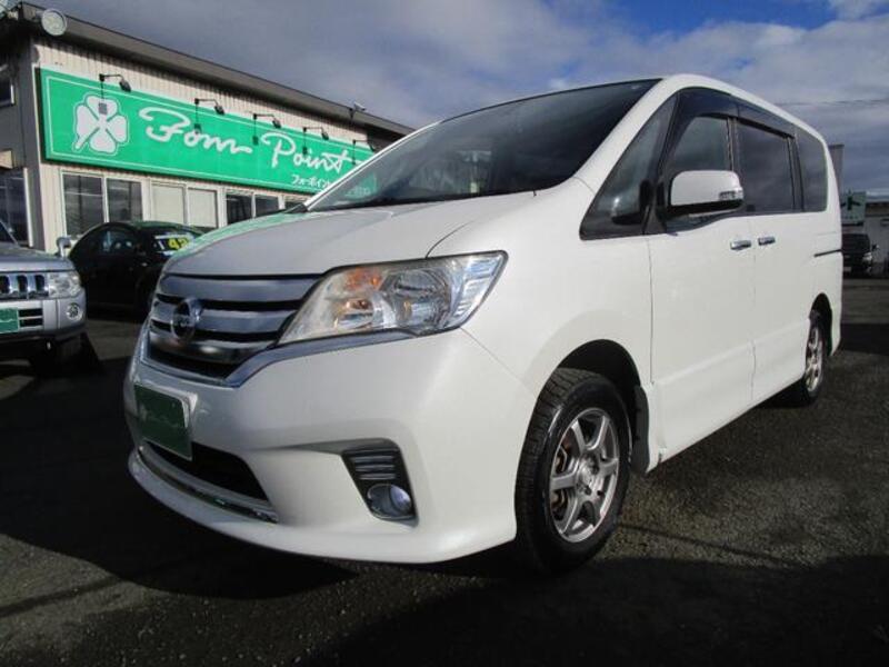 NISSAN SERENA