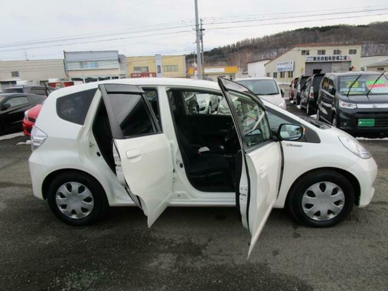FIT HYBRID