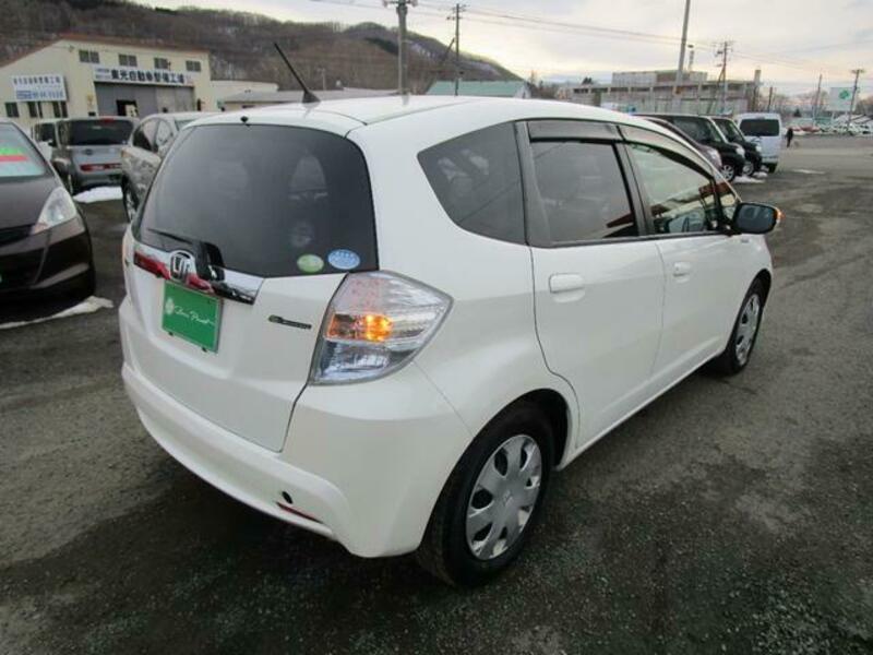FIT HYBRID