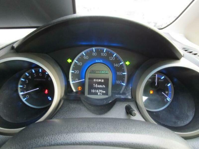 FIT HYBRID