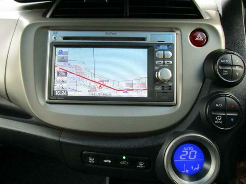 FIT HYBRID