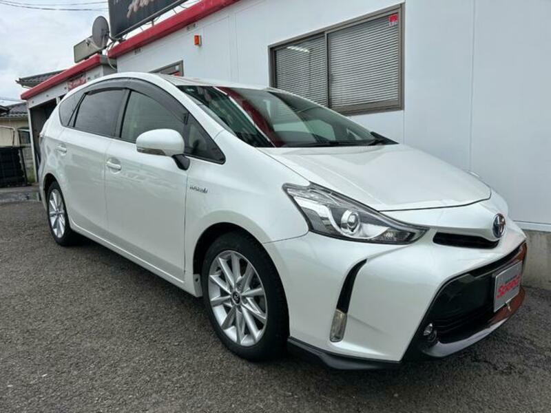 PRIUS ALPHA
