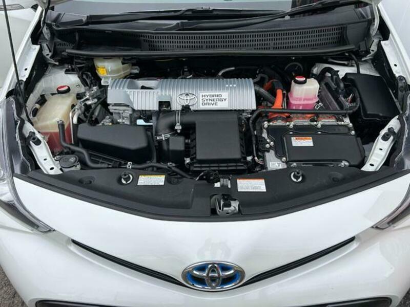 PRIUS ALPHA