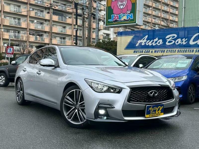 NISSAN SKYLINE