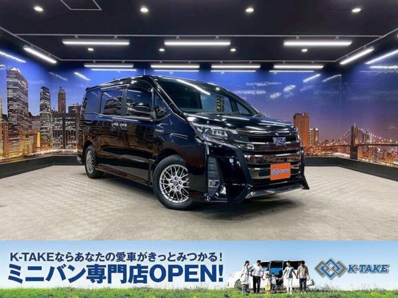 TOYOTA NOAH