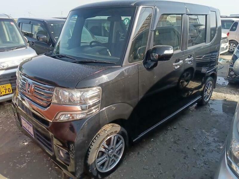 N BOX CUSTOM