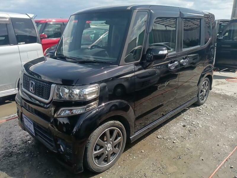 N BOX CUSTOM