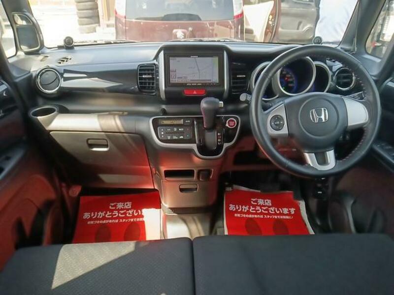 N BOX CUSTOM