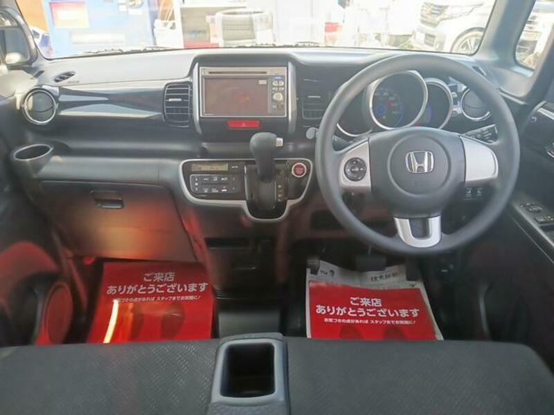 N BOX CUSTOM