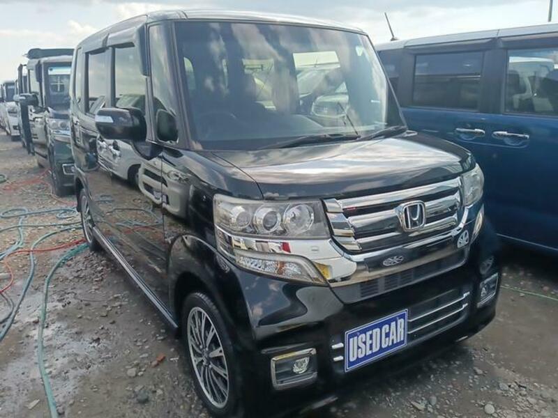 HONDA N BOX CUSTOM