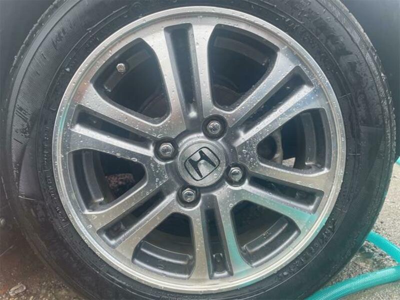 N BOX
