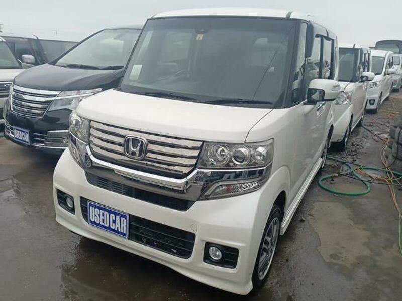 HONDA N BOX CUSTOM