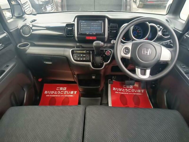 N BOX CUSTOM