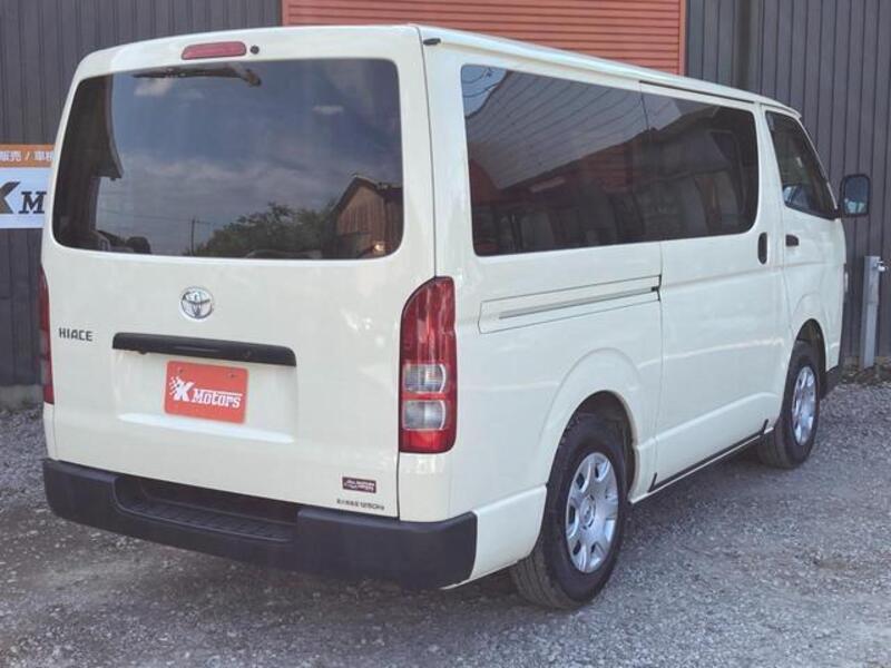 HIACE VAN