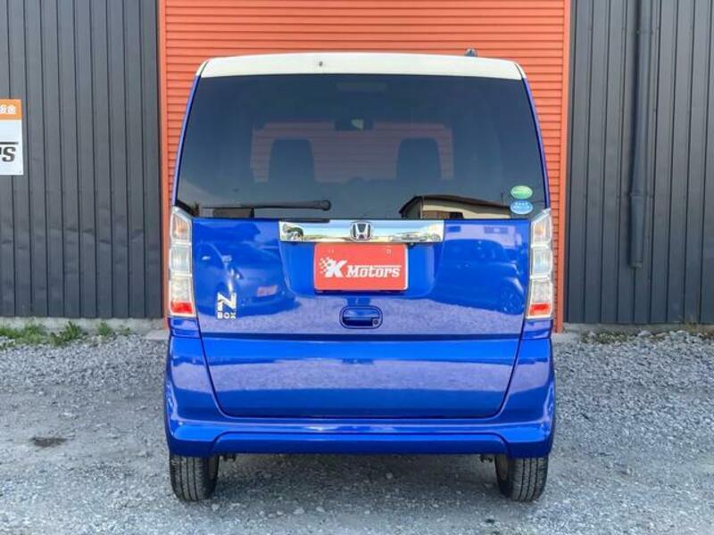 N BOX