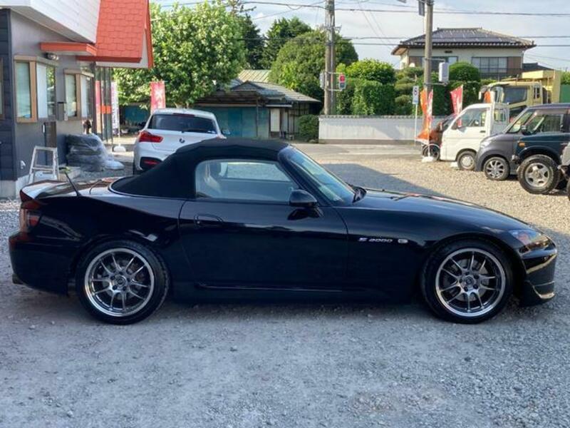 S2000