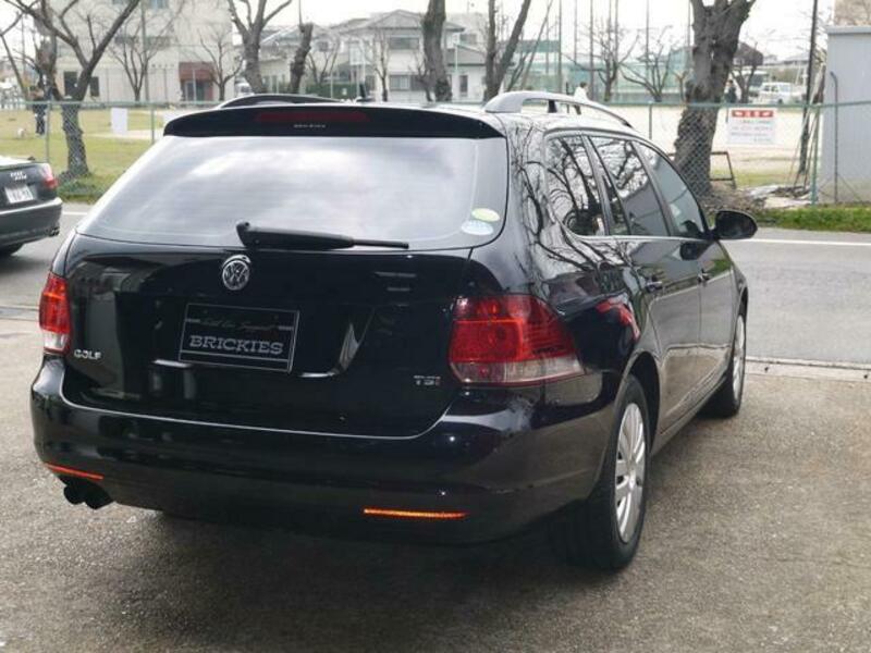 GOLF VARIANT