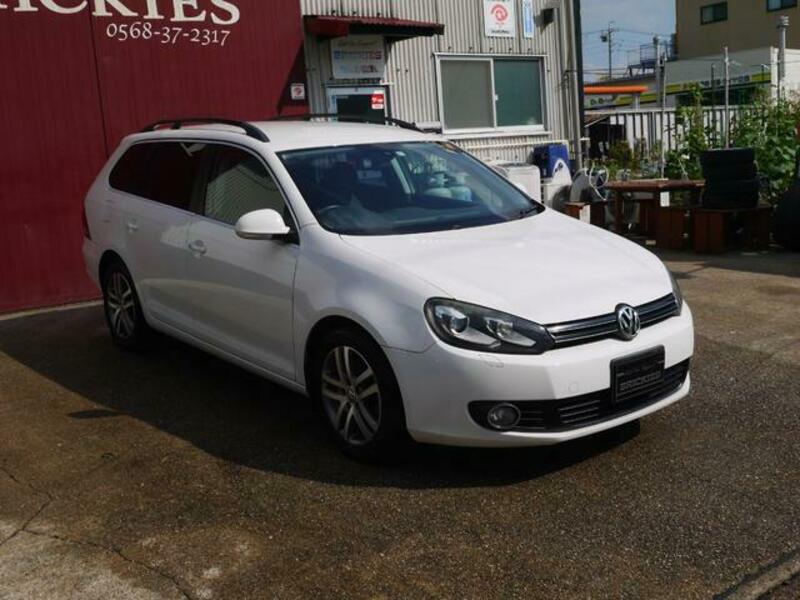 GOLF VARIANT