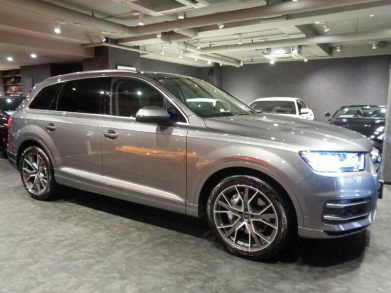 Q7