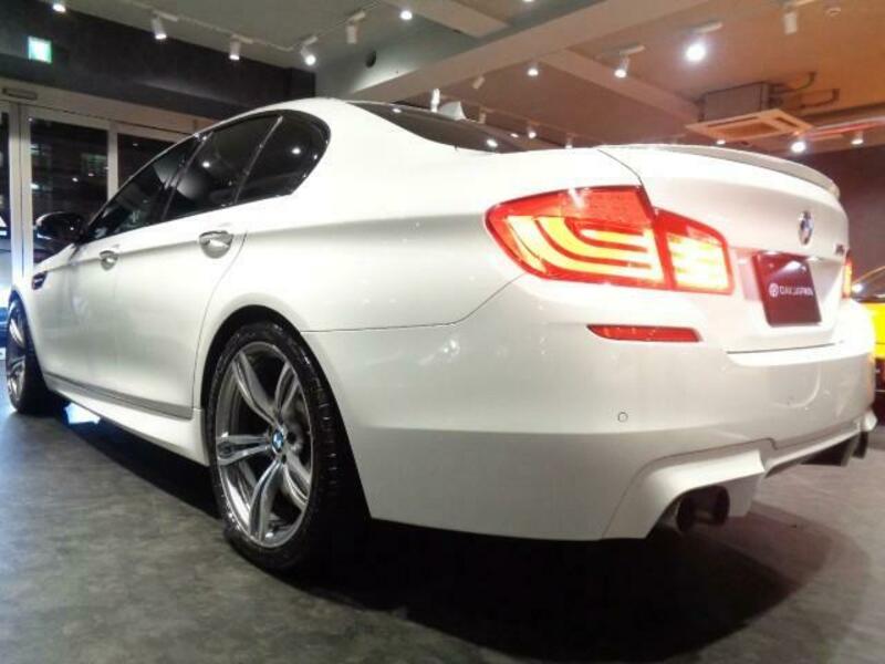 M5