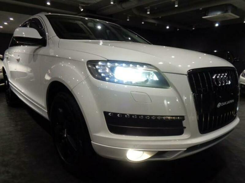 Q7