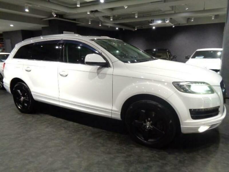 Q7