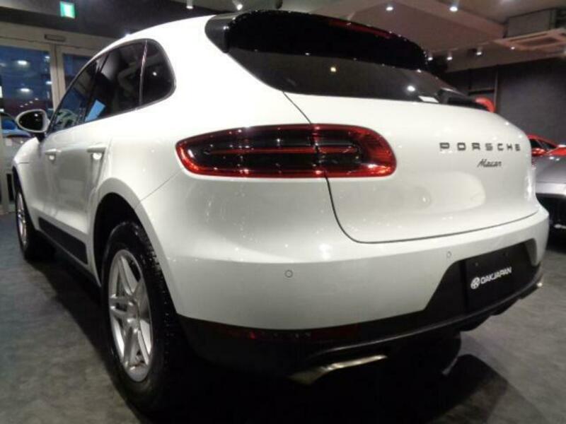 MACAN
