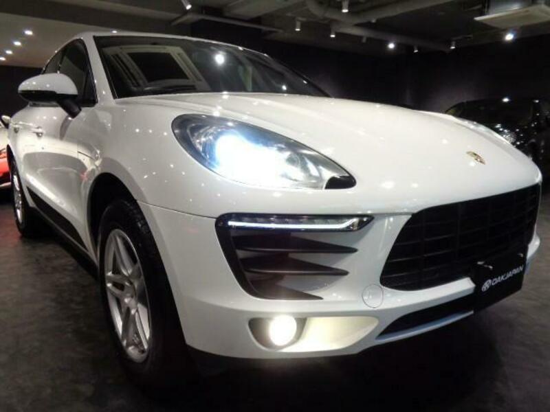 MACAN
