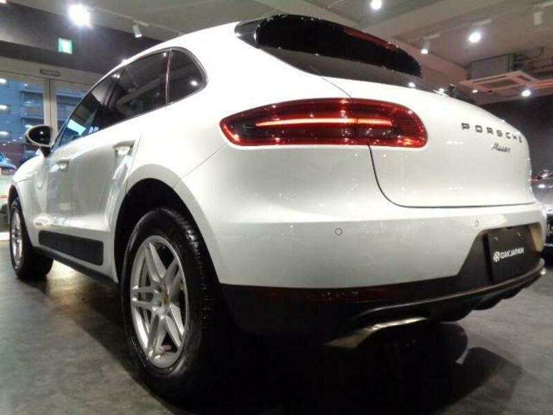 MACAN