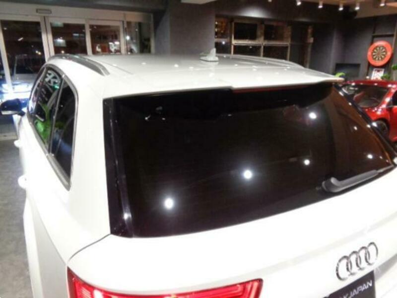Q7
