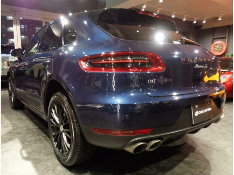 MACAN
