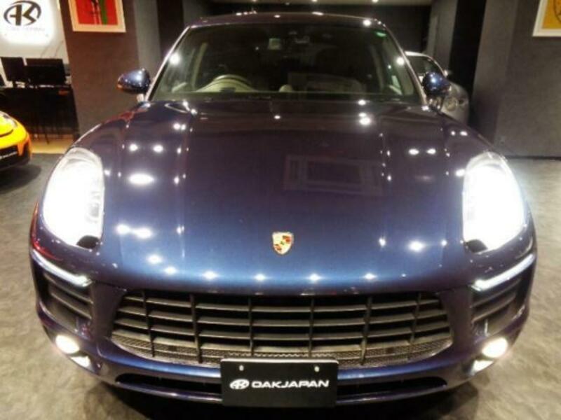 MACAN