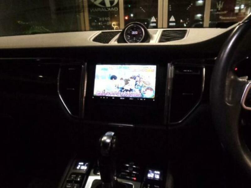 MACAN