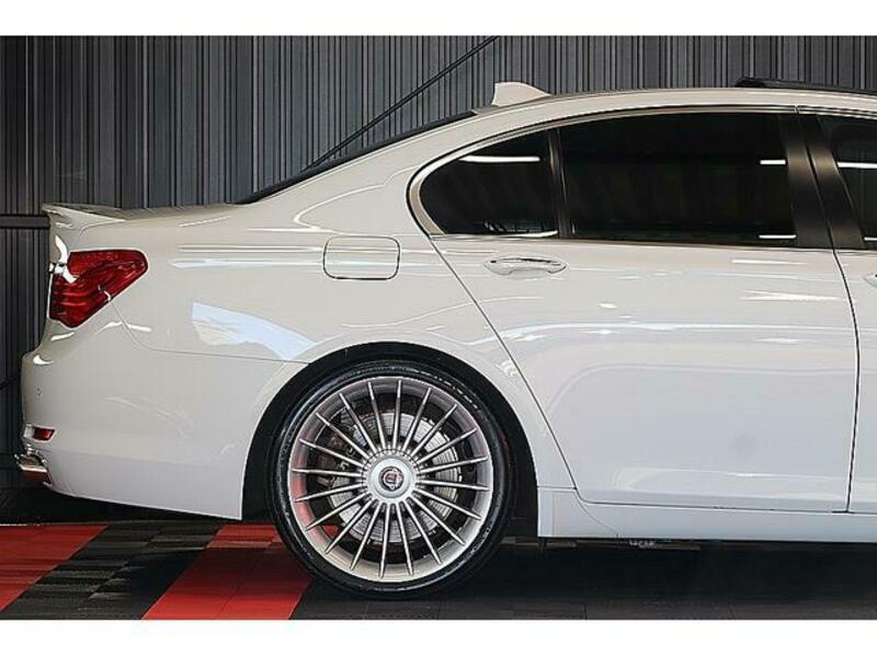 7 SERIES