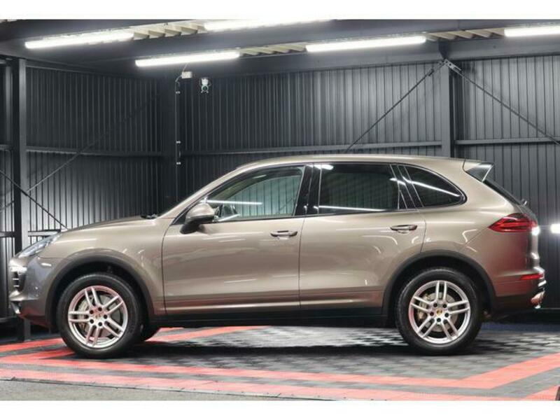 CAYENNE