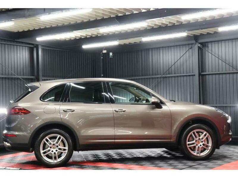 CAYENNE