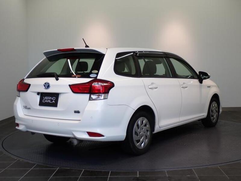 COROLLA FIELDER