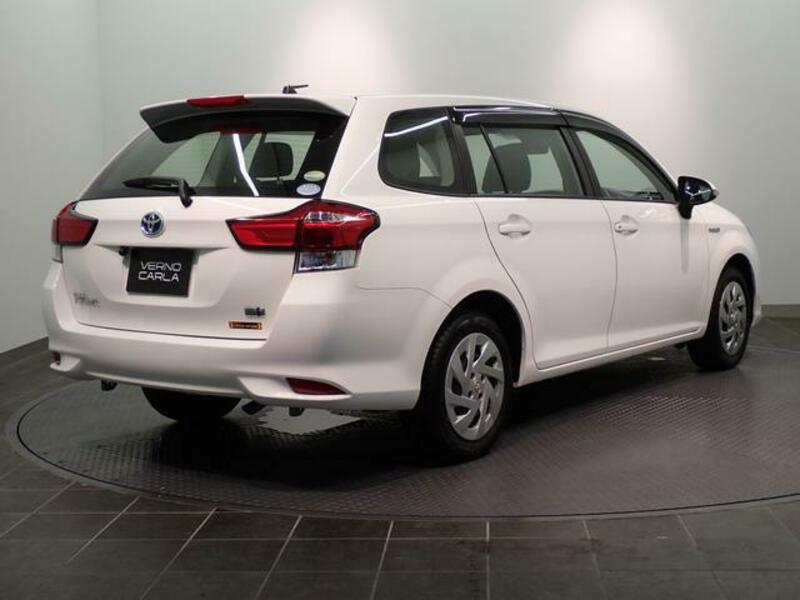 COROLLA FIELDER