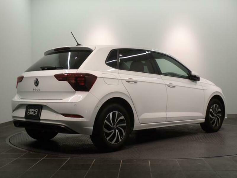 POLO