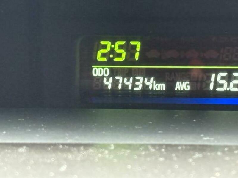PRIUS ALPHA