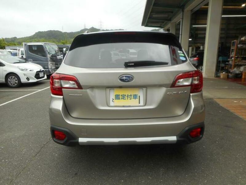 LEGACY OUTBACK